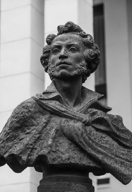 В Репин. Б. Андрианов. А. Князев